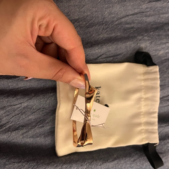Kate spade rose gold bracelet - Picture 2 of 5